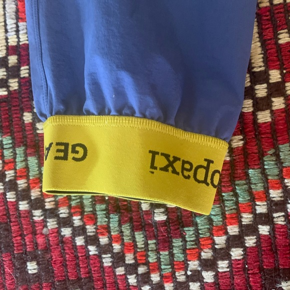 Cotopaxi Blue Joggers, outdoor wear. Women’s medium. Rare - Picture 3 of 8